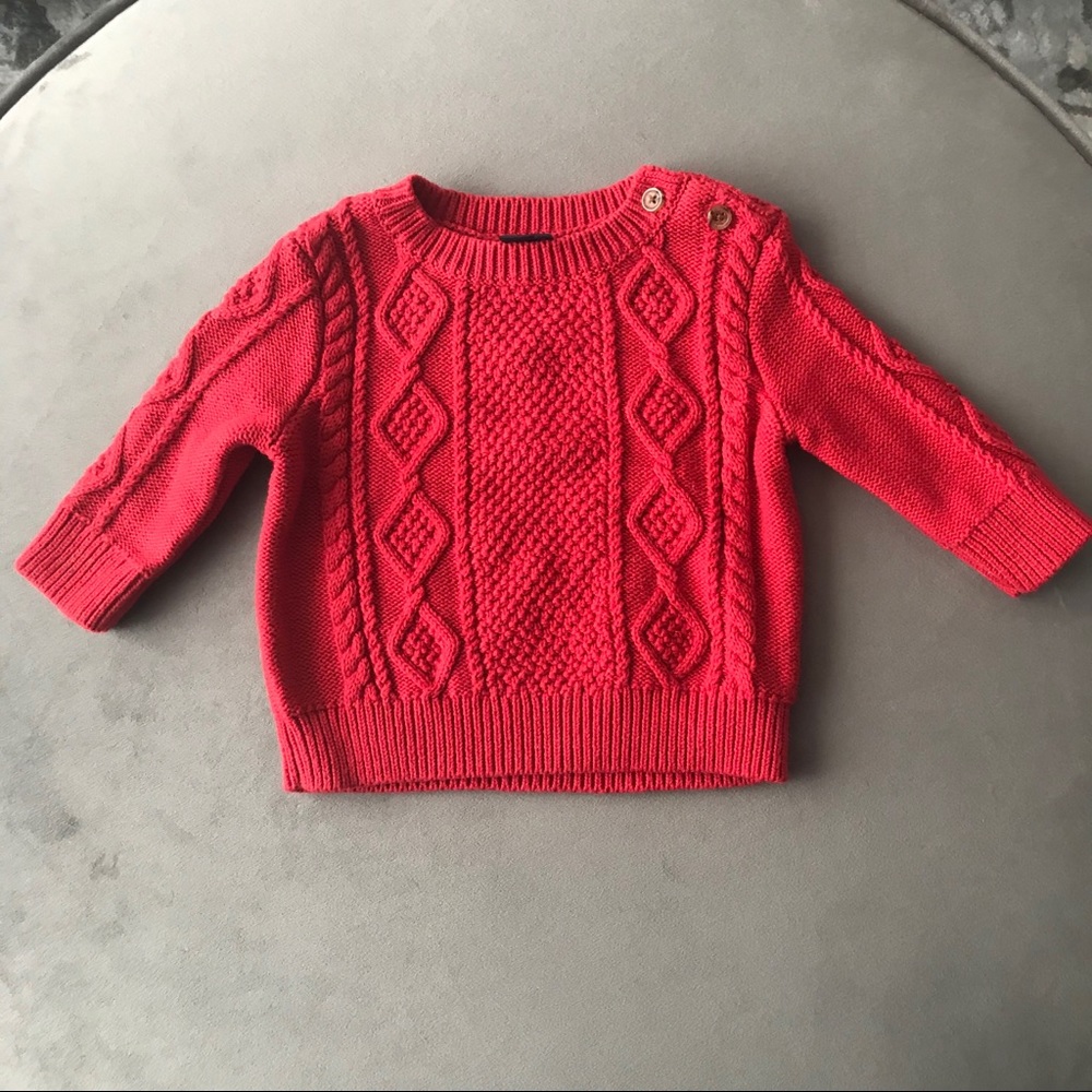 BabyGap boy’s cable knit sweater in size 3-6 mths